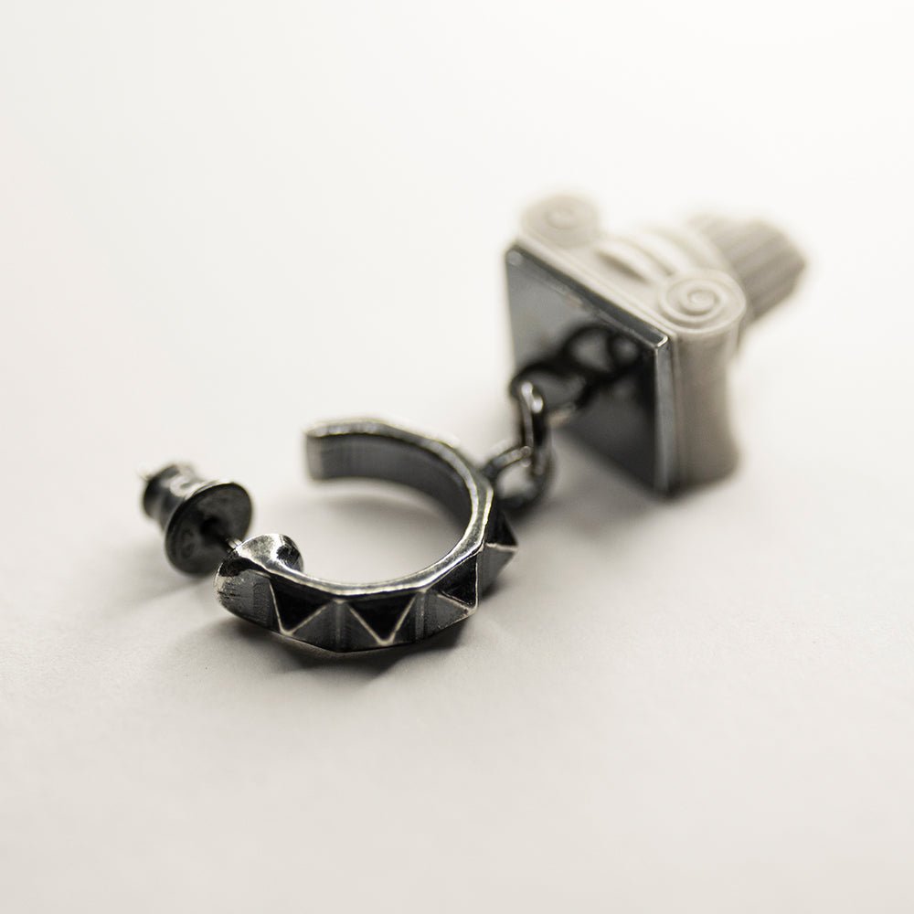 DORIC EARRING - Macabre Gadgets