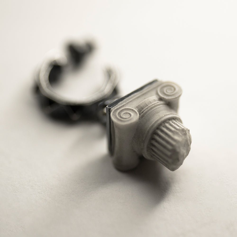 DORIC EARRING - Macabre Gadgets