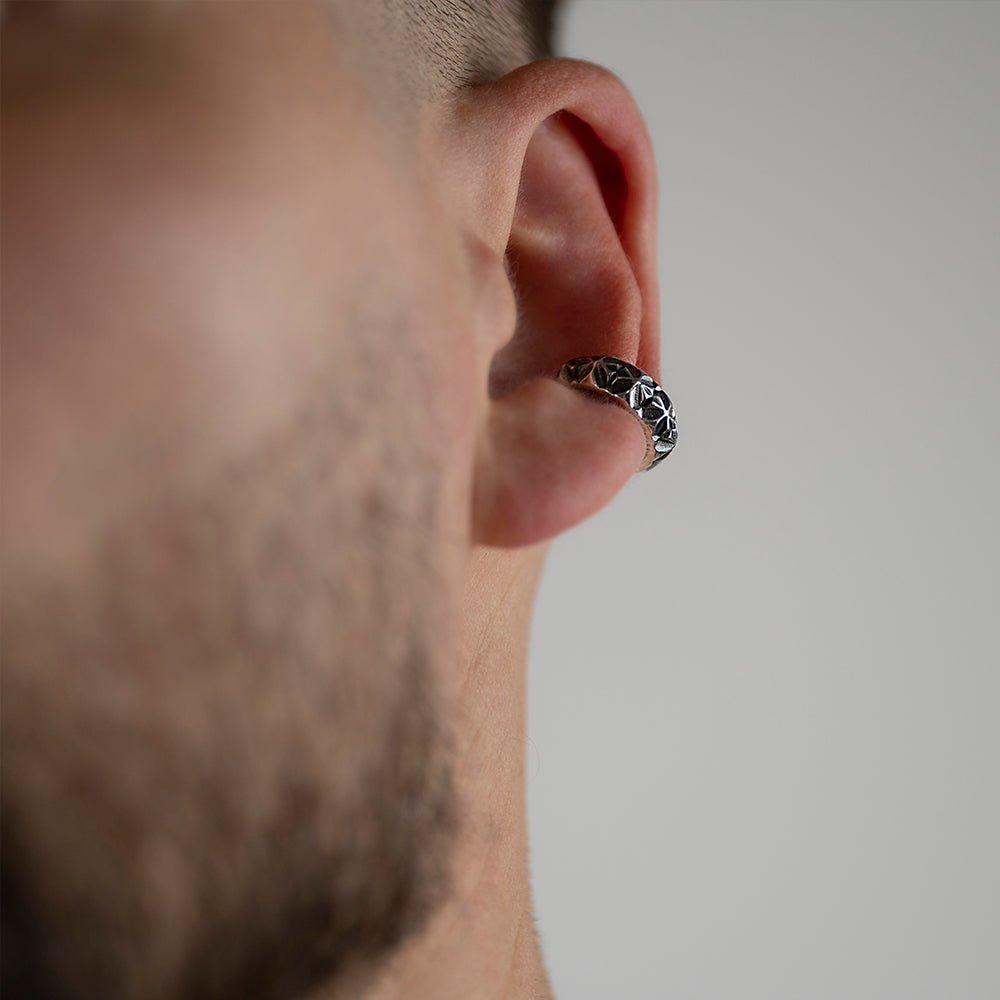 DRAGONFLY EAR CUFF - Macabre Gadgets
