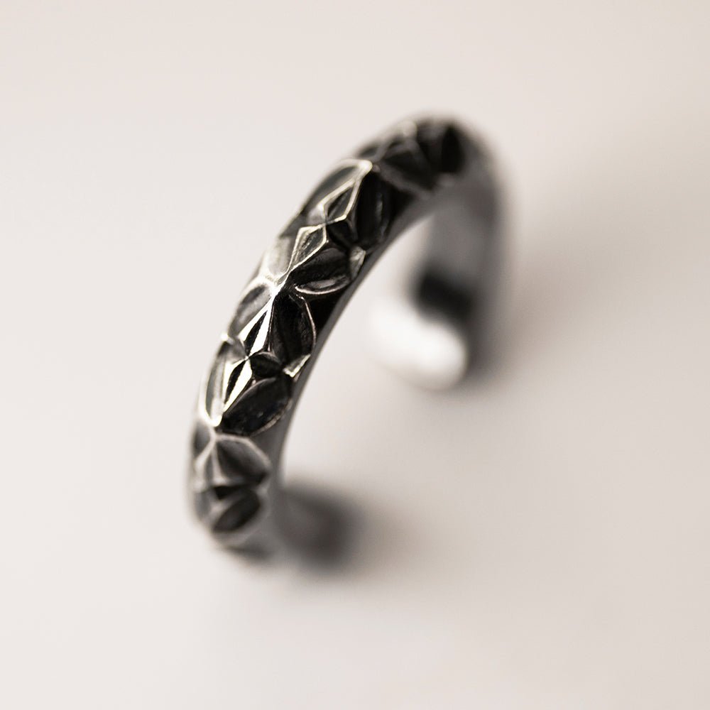 DRAGONFLY RING - Macabre Gadgets