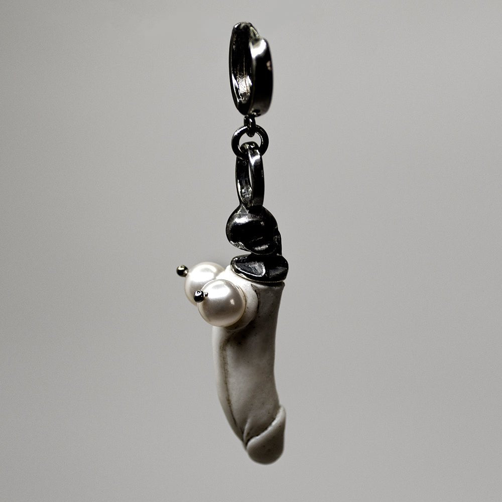 FASCINUS EARRING - Macabre Gadgets Store
