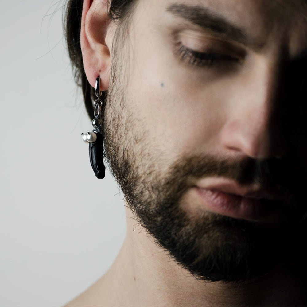 FASCINUS EARRING - Macabre Gadgets Store