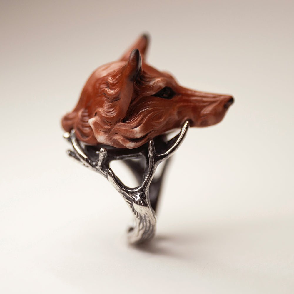 Fox ring - orange variant - side view, on a white background