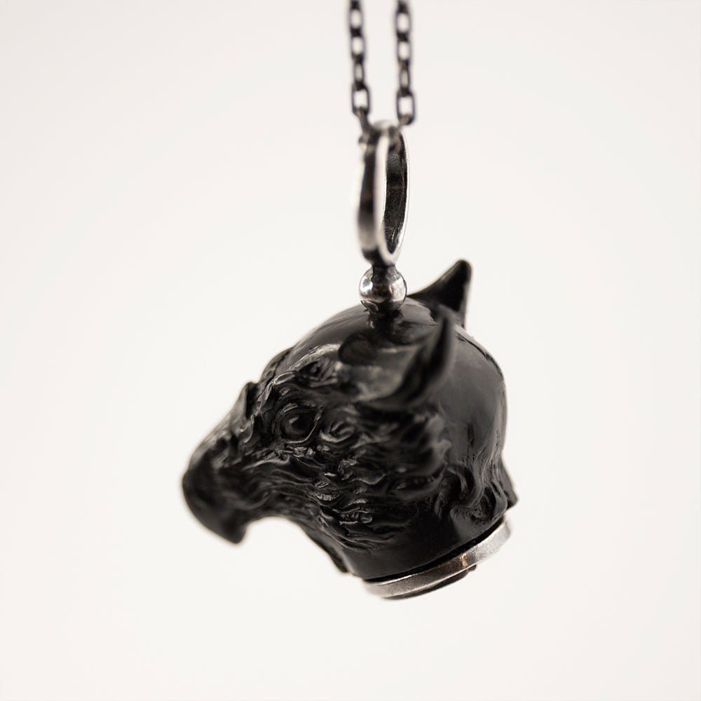 GRIFFIN PENDANT - BLACK - Macabre Gadgets Store
