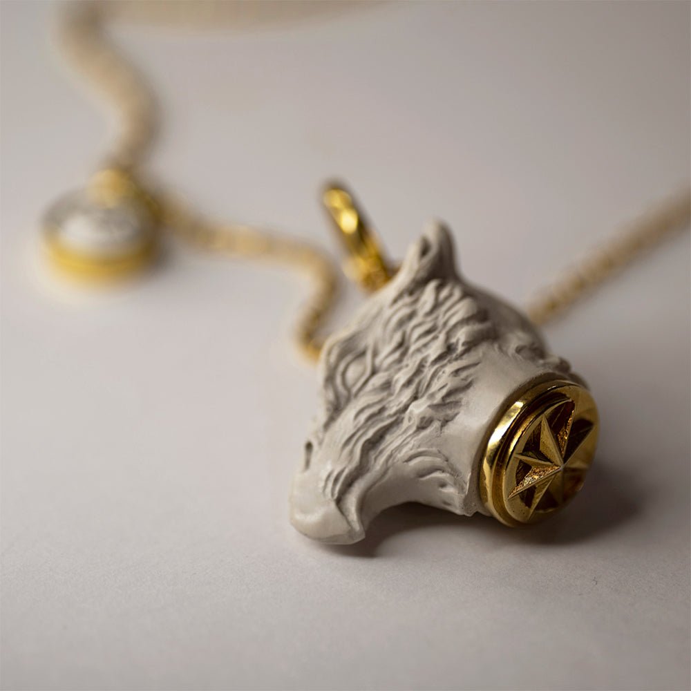 GRIFFIN PENDANT - WHITE - Macabre Gadgets Store