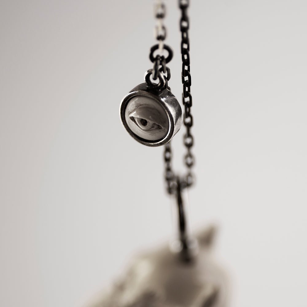 GRIFFIN PENDANT - WHITE - Macabre Gadgets Store