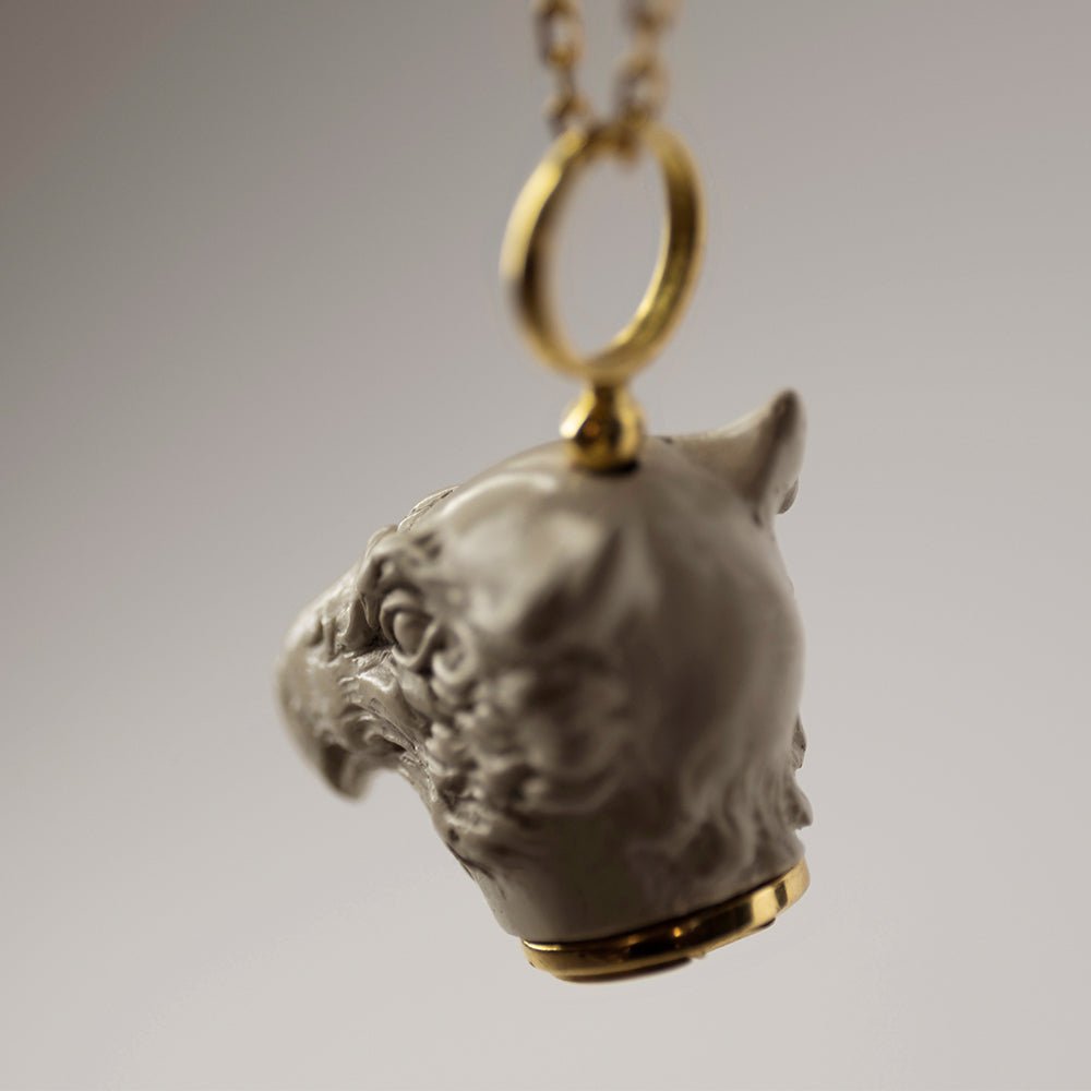 GRIFFIN PENDANT - WHITE - Macabre Gadgets Store