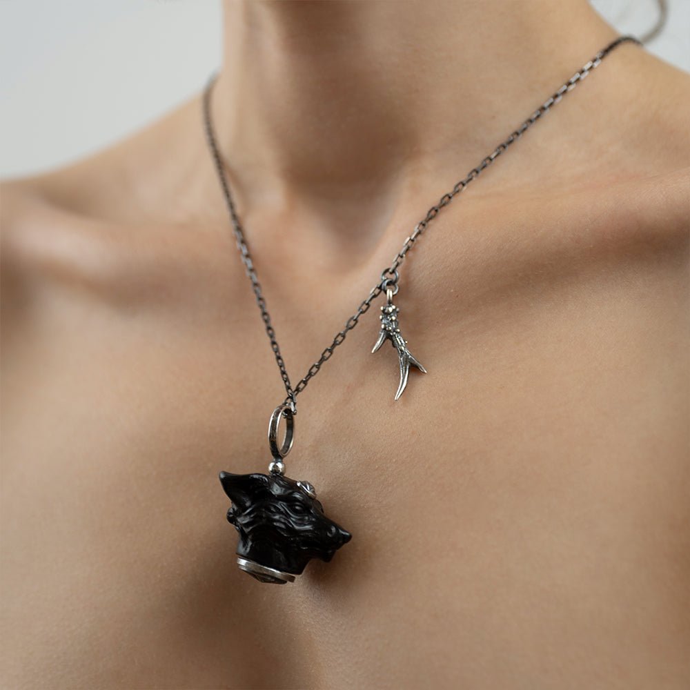 KITSUNE PENDANT - BLACK - Macabre Gadgets Store