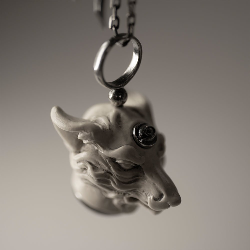 KITSUNE PENDANT - WHITE - Macabre Gadgets Store