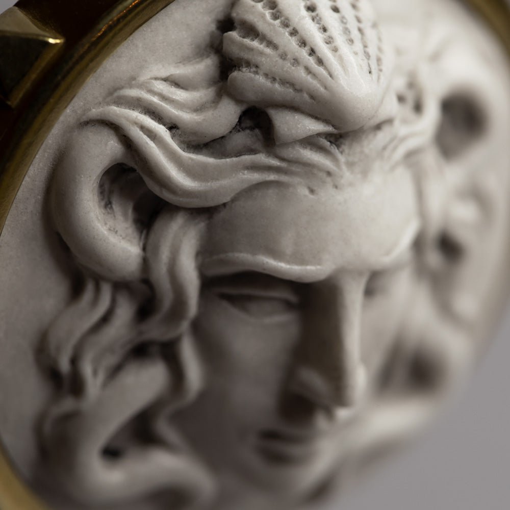 MEDUSA SHIELD PENDANT - Macabre Gadgets Store