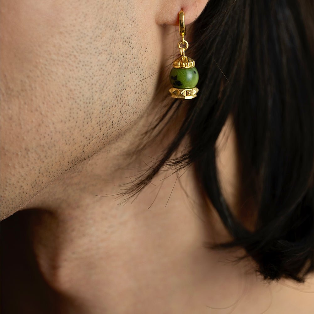 NEPHRITE EARRING - Macabre Gadgets Store
