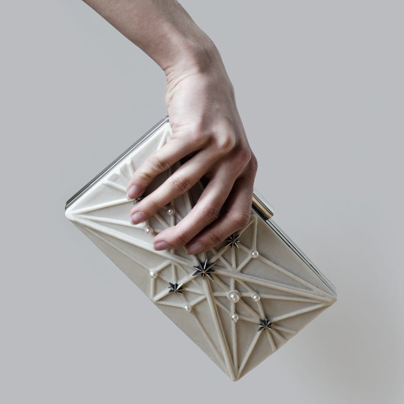 NERVURE CLUTCH - Macabre Gadgets Store