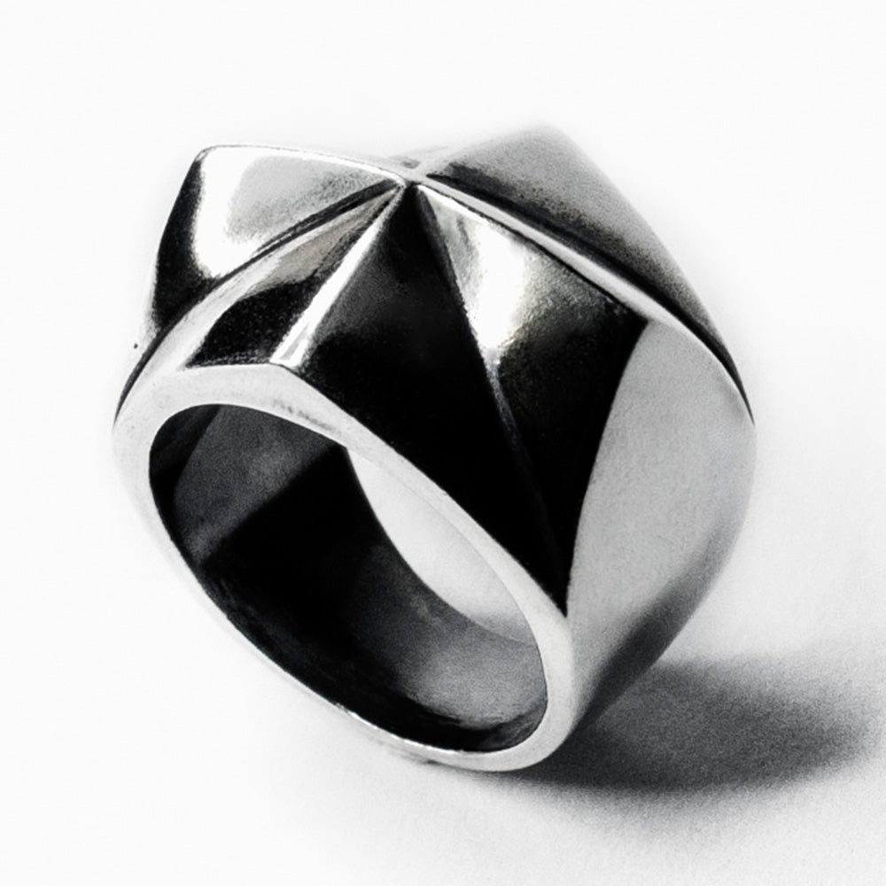 Nervure II ring - sterling silver chunky ring with gothic architecture inspired motif on white background