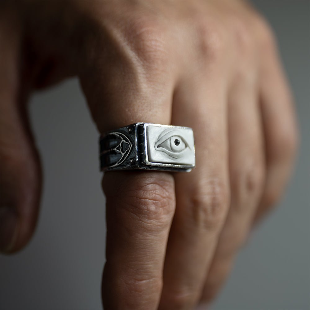 ORACLE RING - Macabre Gadgets Store