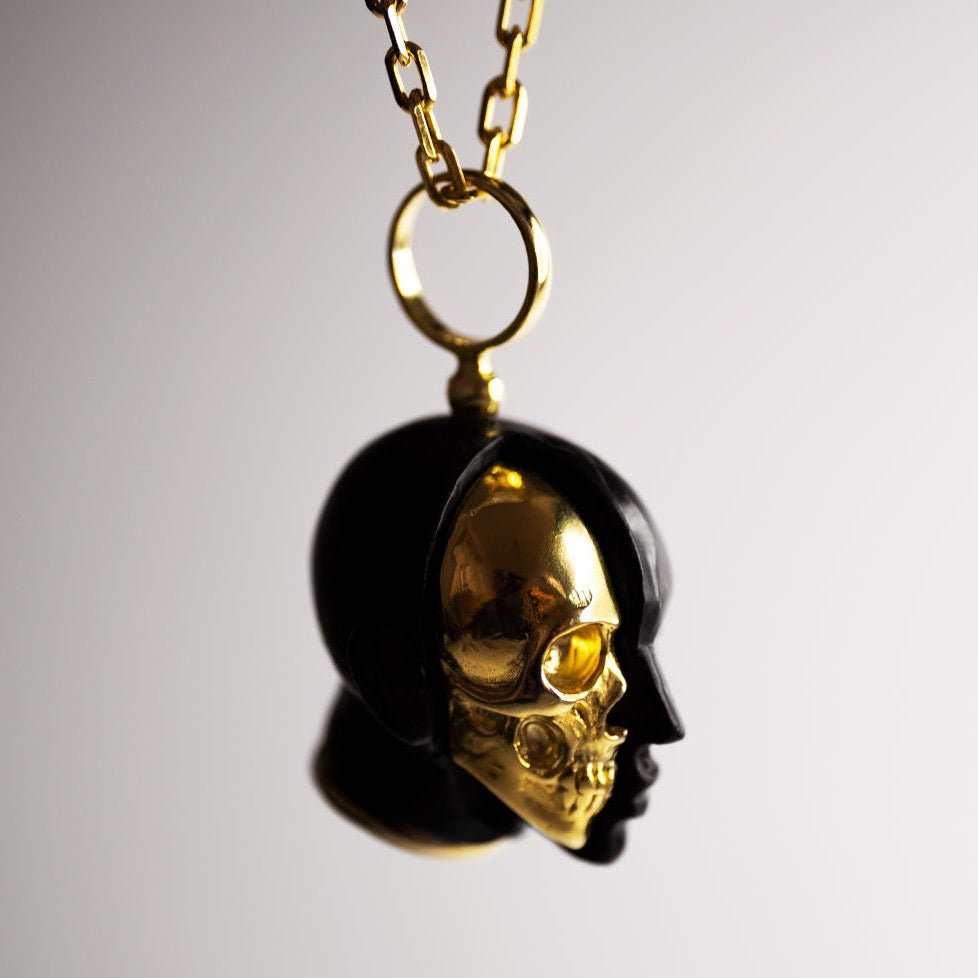 ORACLE SKULL PENDANT - BLACK - Macabre Gadgets Store