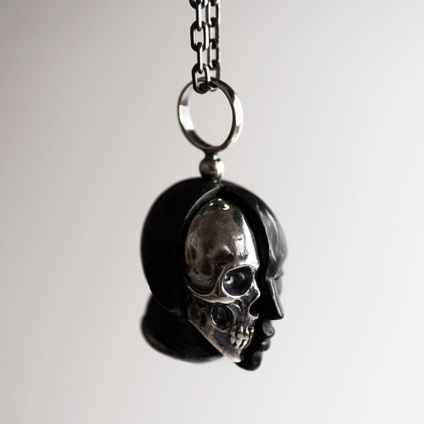 Oracle Skull pendant - Gothic Witchy charm - Surrealist jewelry