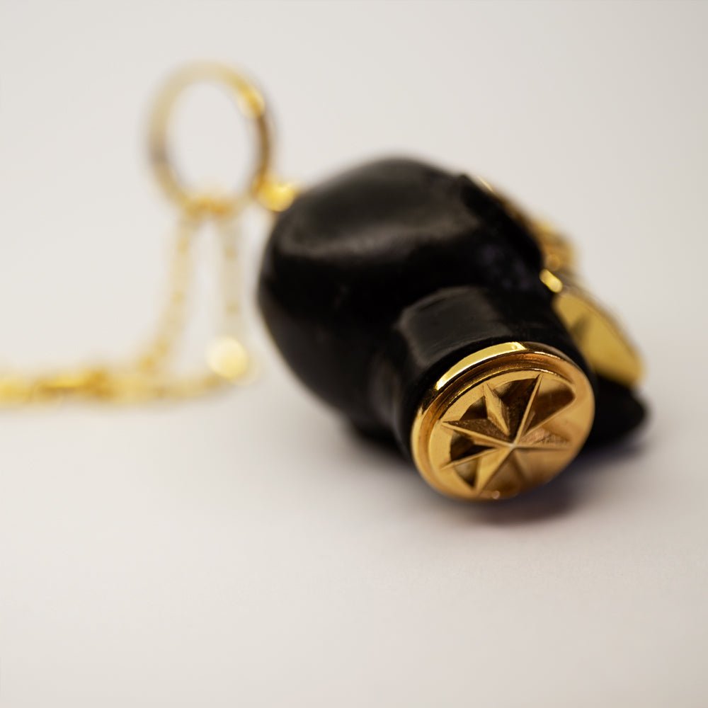 ORACLE SKULL PENDANT - BLACK - Macabre Gadgets Store