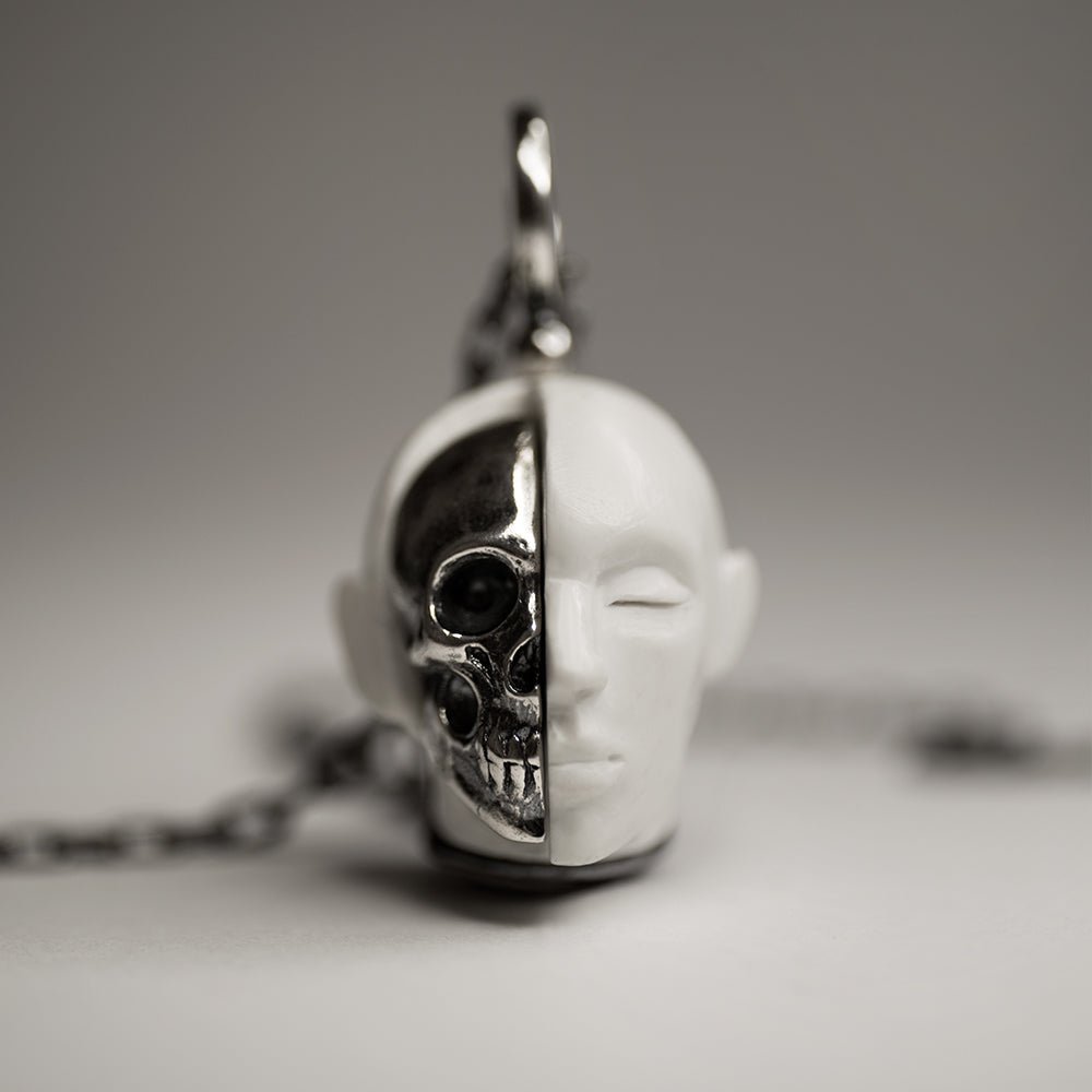Oracle Skull pendant - front view - to demonstrate both sides of the pendant