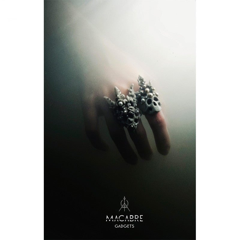 PEARL CROWN RING - WHITE - Macabre Gadgets Store