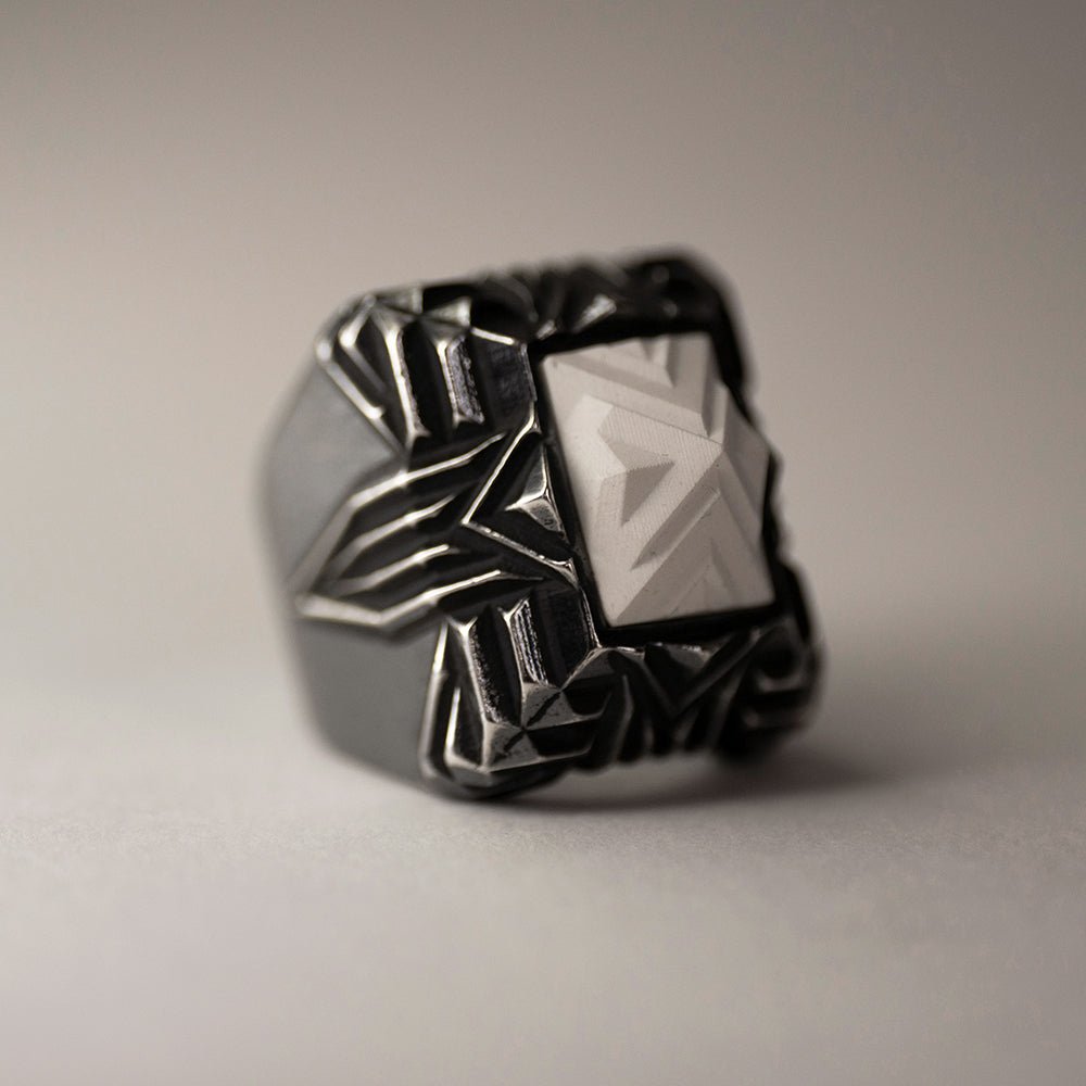 Portal ring - Macabre Gadgets
