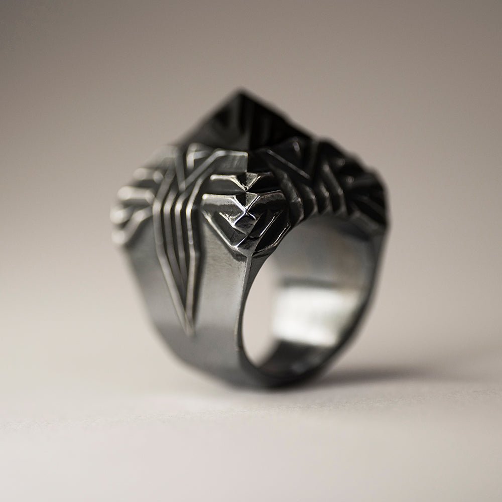 Portal ring - Macabre Gadgets