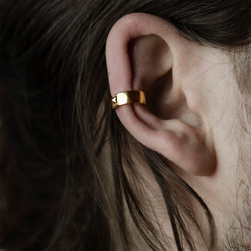 PYRAMID EAR CUFF - Macabre Gadgets Store