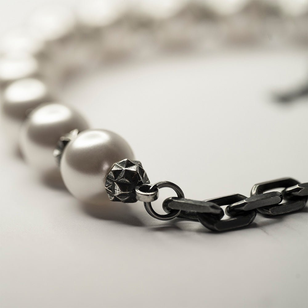 PYRAMIDS PEARL CHOKER - Macabre Gadgets Store