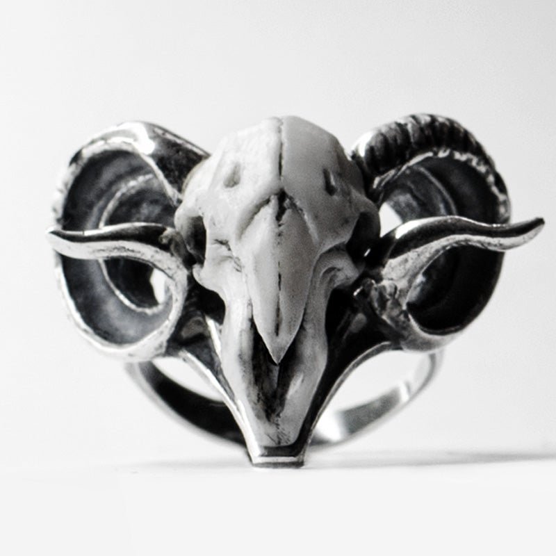 Rammer.silver.リング.ring.希少.プレゼント.スカル Silver Ram Ring - Gothic Animal ring - Handcrafted Jewelry