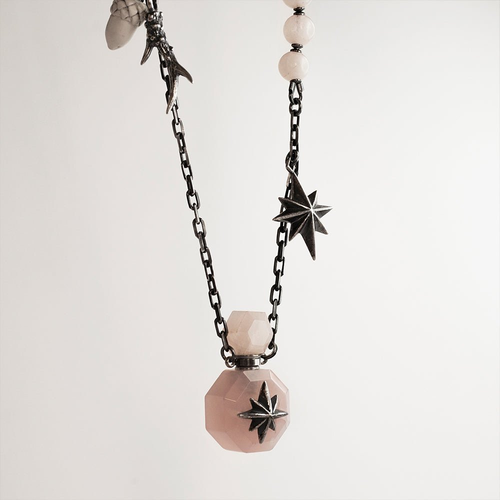 ROSE QUARTZ FLASK CHARM - Macabre Gadgets Store