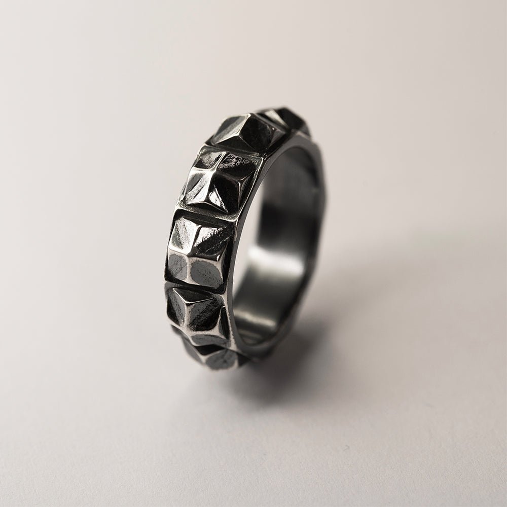 SCALES RING - Macabre Gadgets
