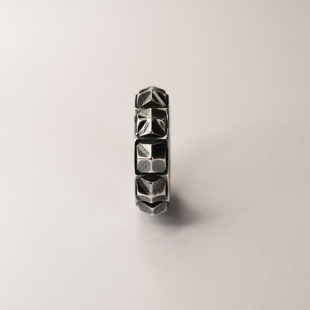 SCALES RING - Macabre Gadgets