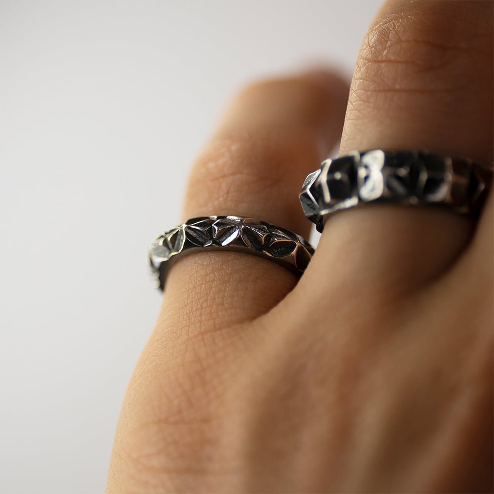 SCALES RING - Macabre Gadgets
