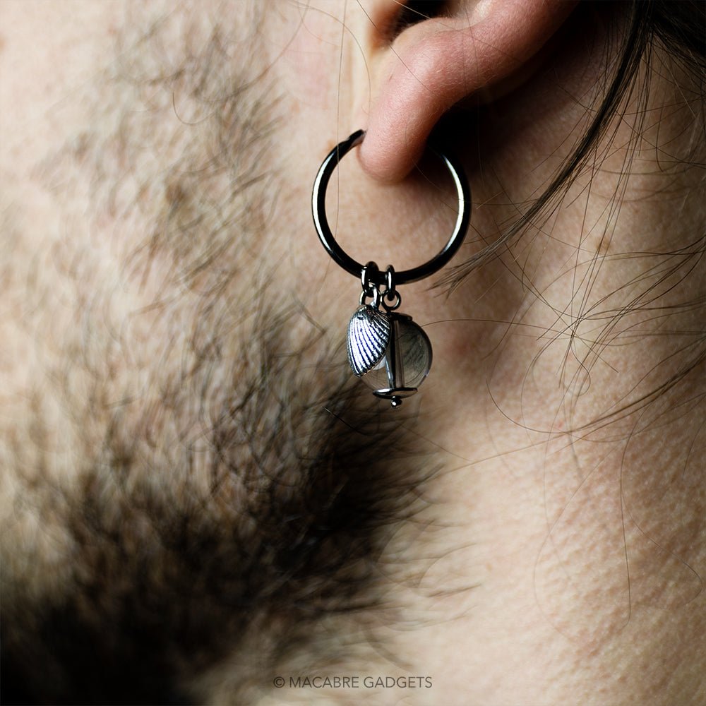 SHELL &amp; CRYSTAL EARRING - Macabre Gadgets Store