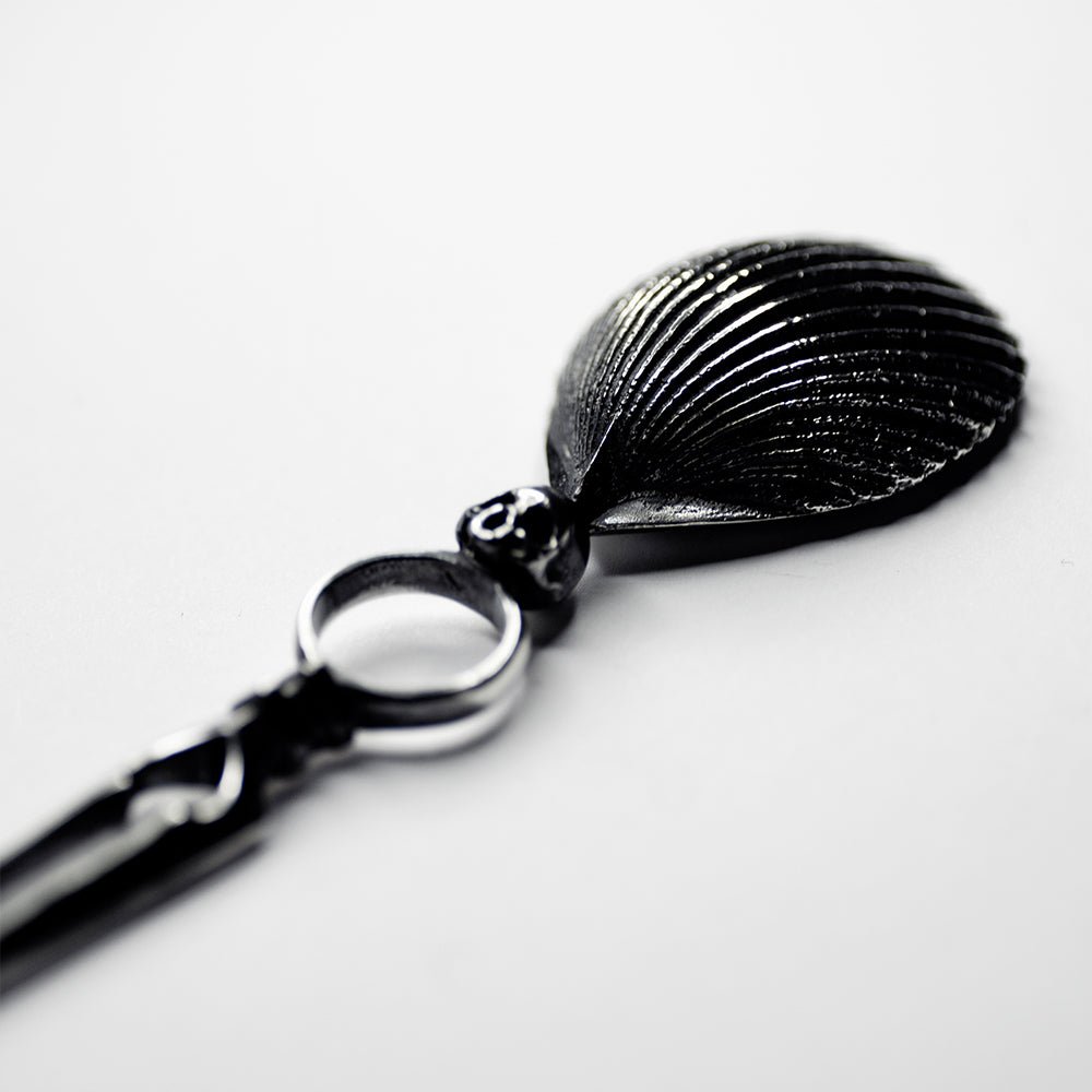SHELL HAIRPIN - Macabre Gadgets Store