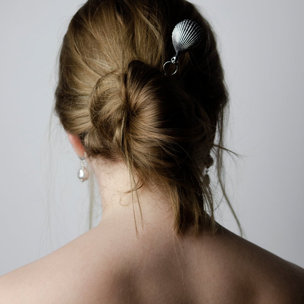 SHELL HAIRPIN - Macabre Gadgets Store