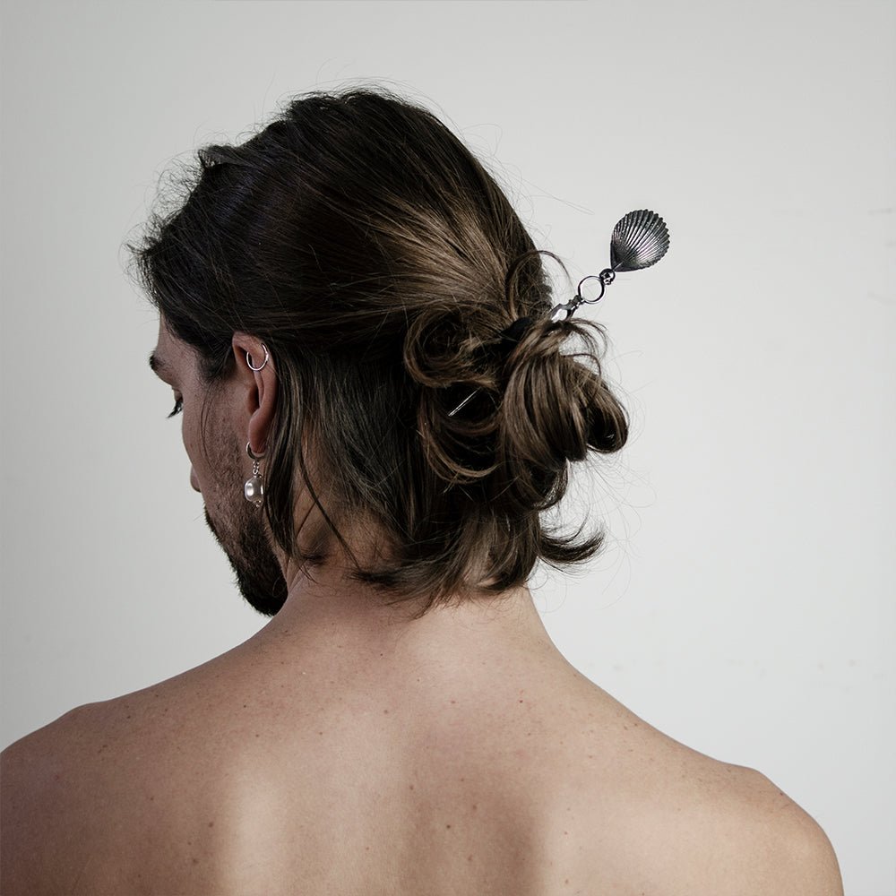 SHELL HAIRPIN - Macabre Gadgets Store