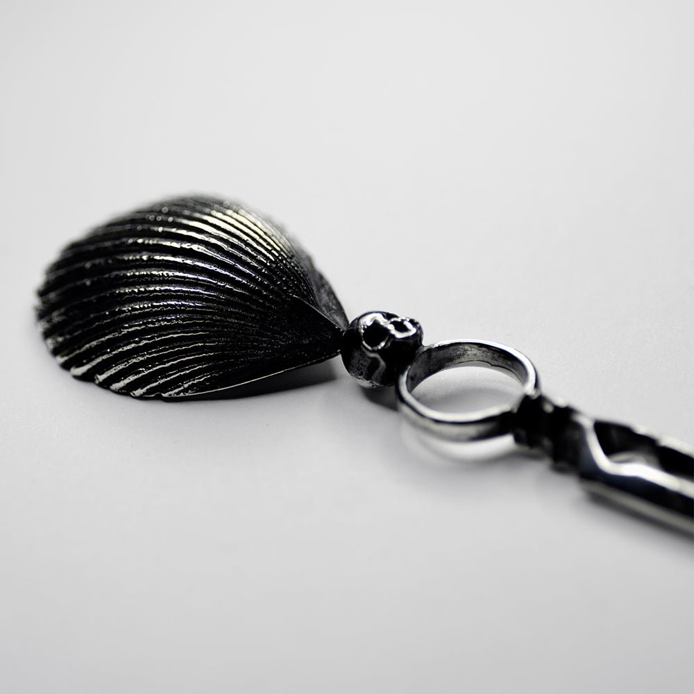 SHELL HAIRPIN - Macabre Gadgets Store