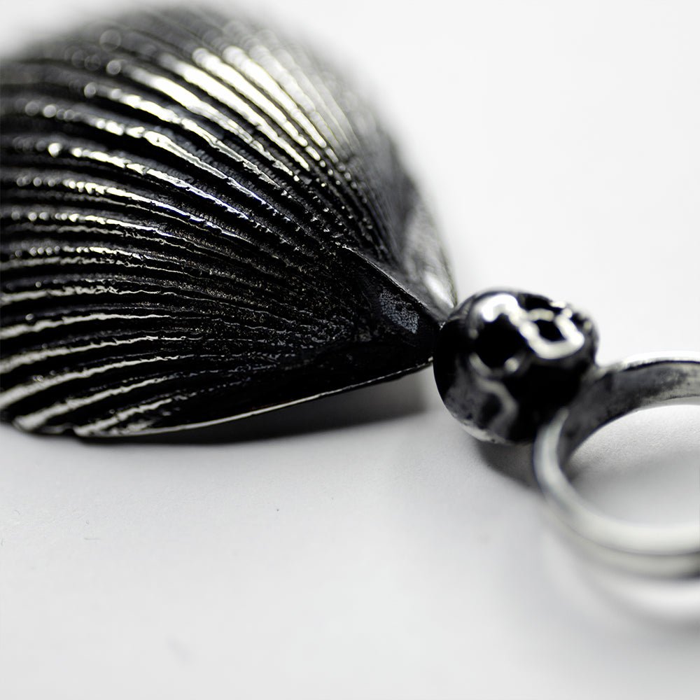 SHELL HAIRPIN - Macabre Gadgets Store