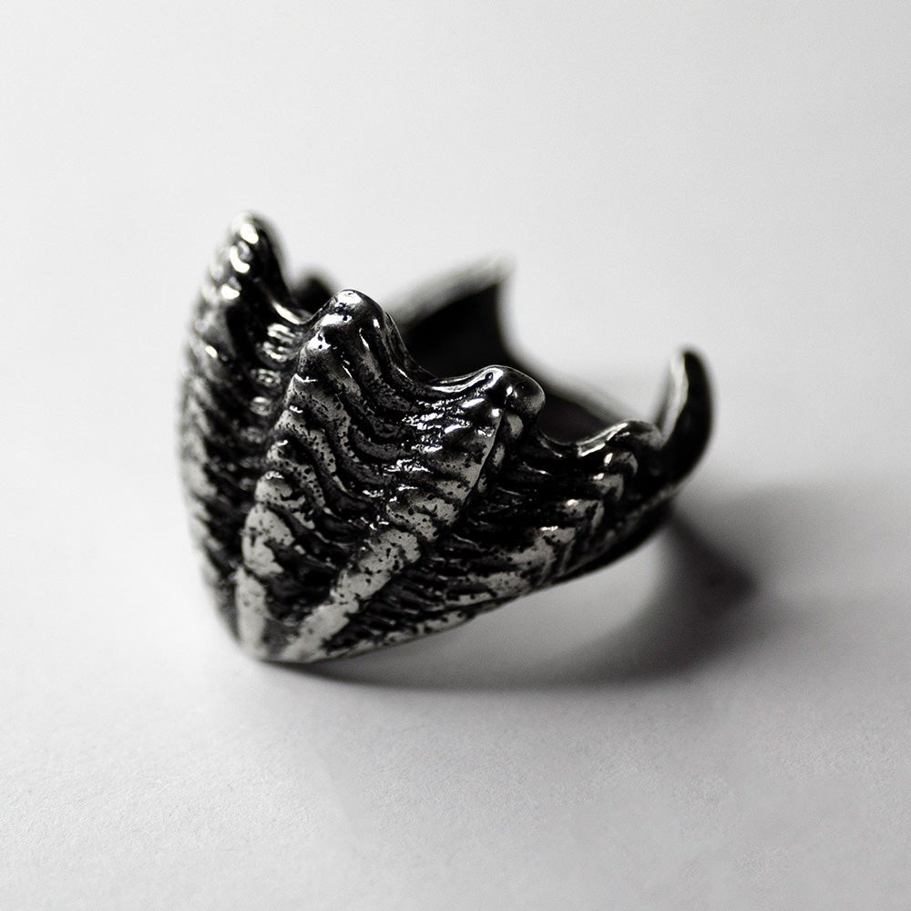 SHELL RING - Macabre Gadgets Store