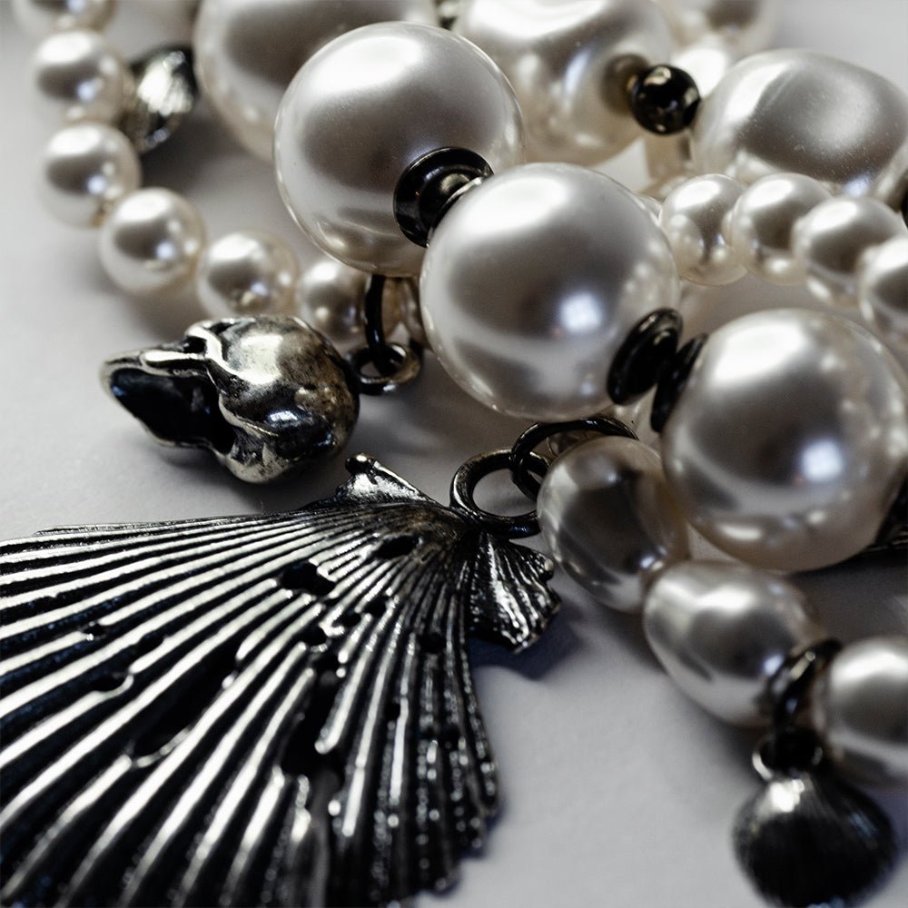 SIREN NECKLACE - Macabre Gadgets Store