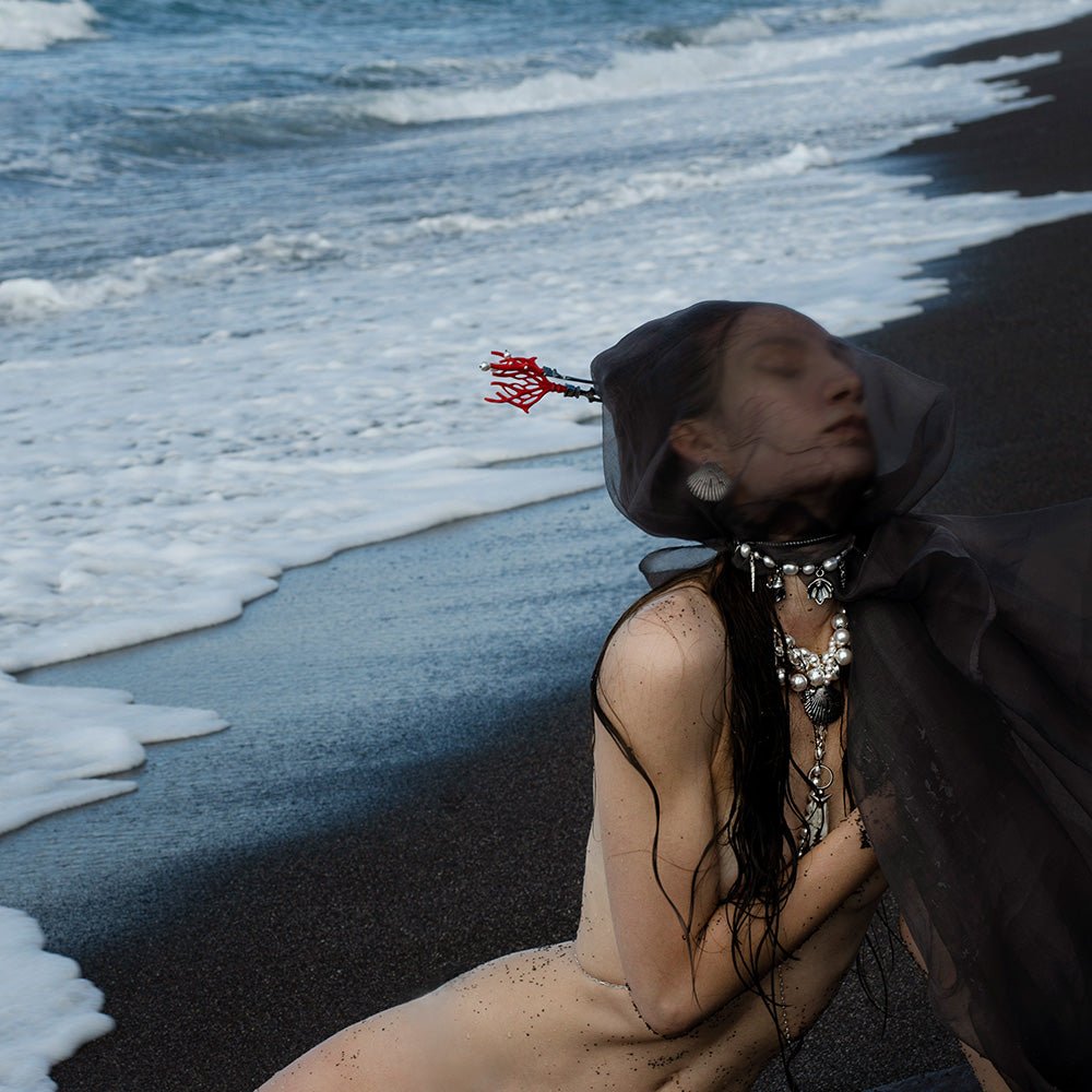 SIREN NECKLACE - Macabre Gadgets Store