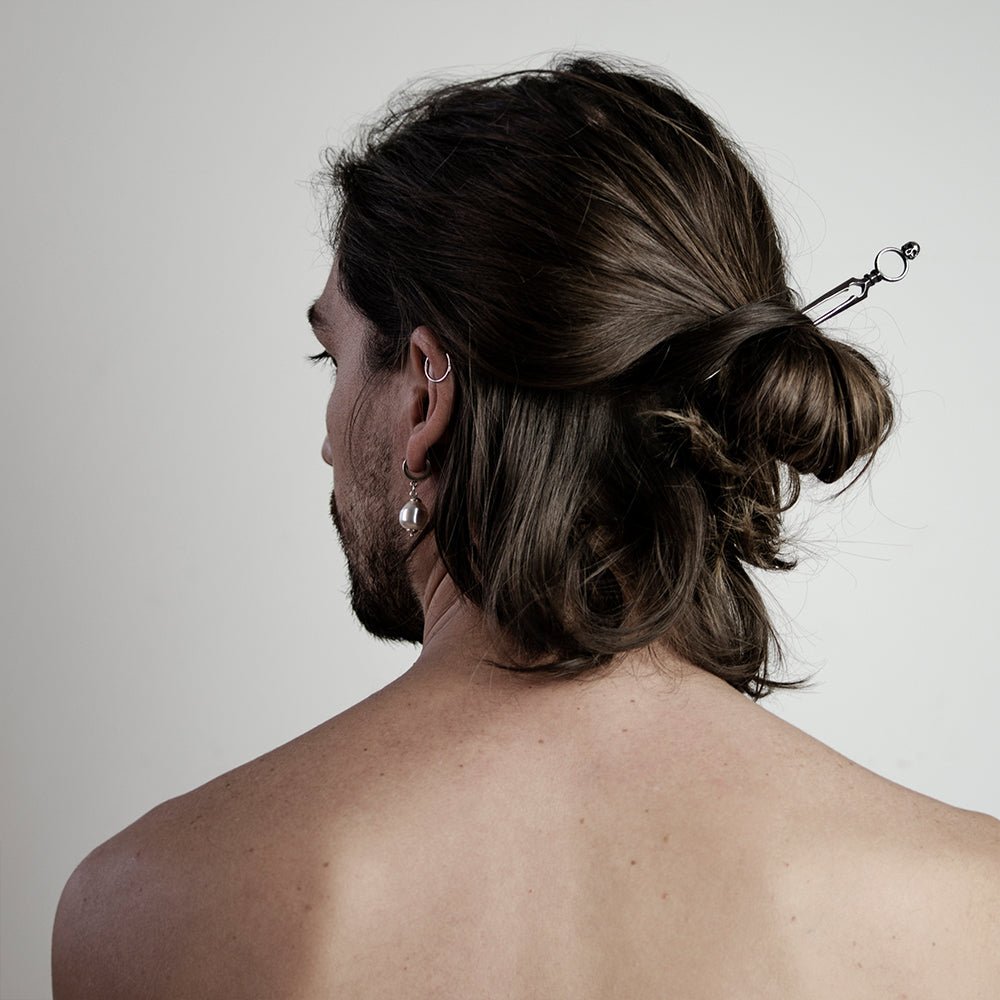 SKULL HAIRPIN - Macabre Gadgets Store