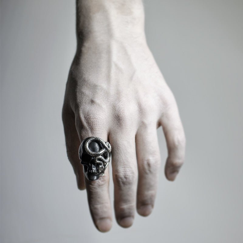 Skull & Snake Ring - Memento Mori Ring - Macabre Gadgets Skull Ring