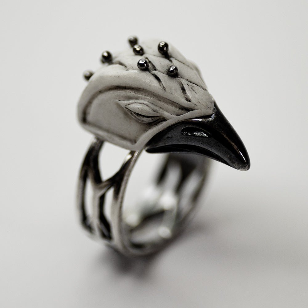 SLEEPING BIRD RING - Macabre Gadgets Store
