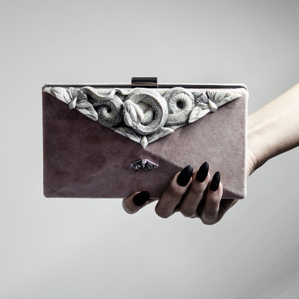 SNAKE & BUTTERFLIES CLUTCH - Macabre Gadgets Store