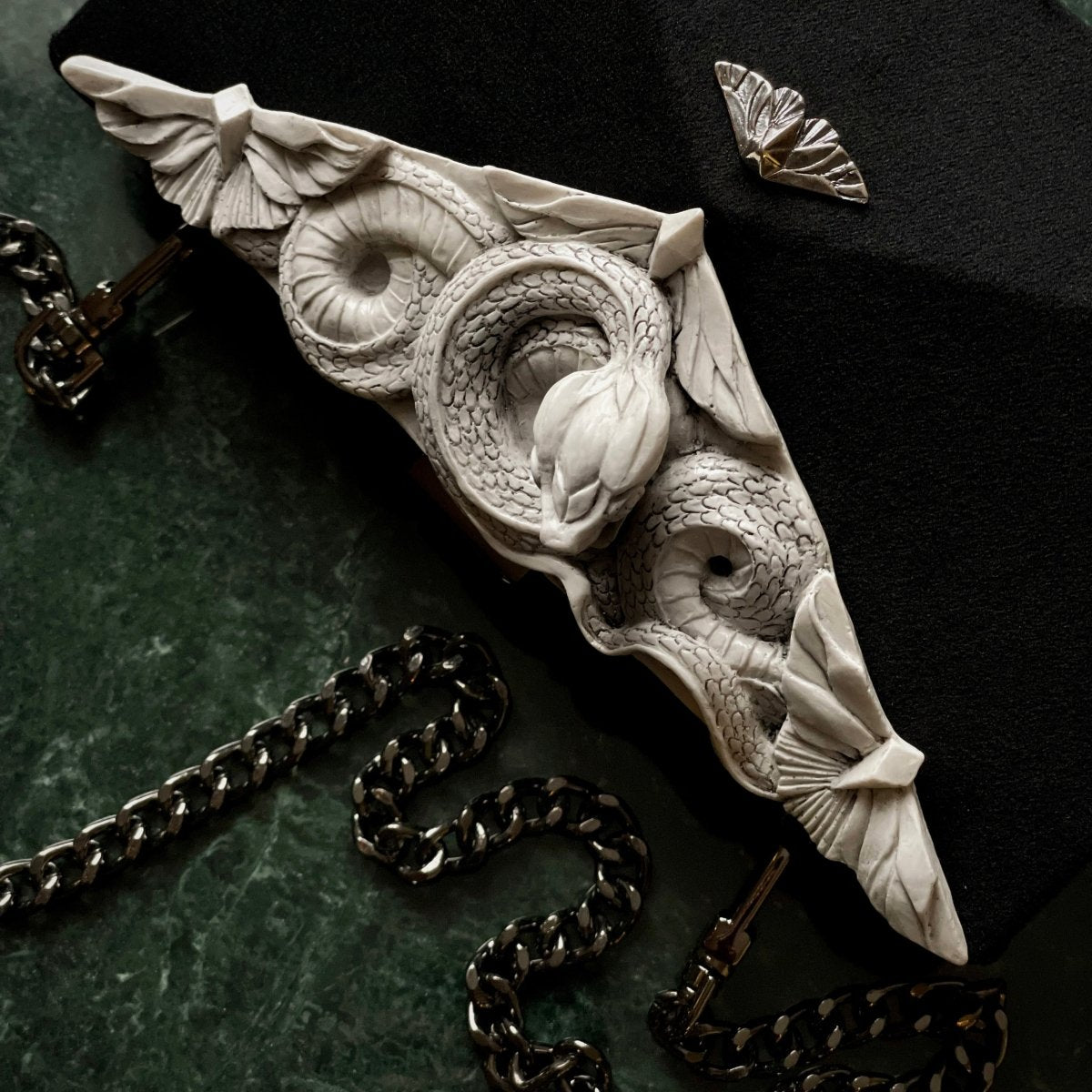 SNAKE & BUTTERFLIES CLUTCH - BLACK - Macabre Gadgets Store