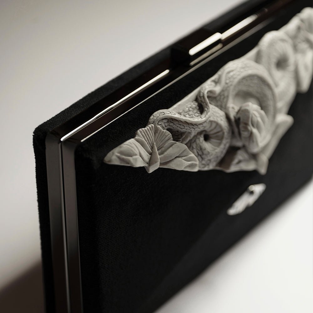 SNAKE & BUTTERFLIES CLUTCH - BLACK - Macabre Gadgets Store