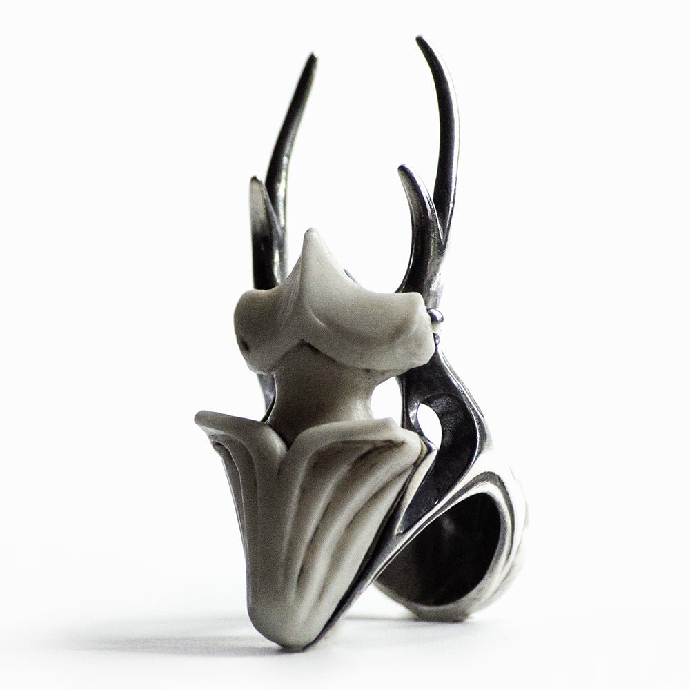 STAG BEETLE RING - Macabre Gadgets Store