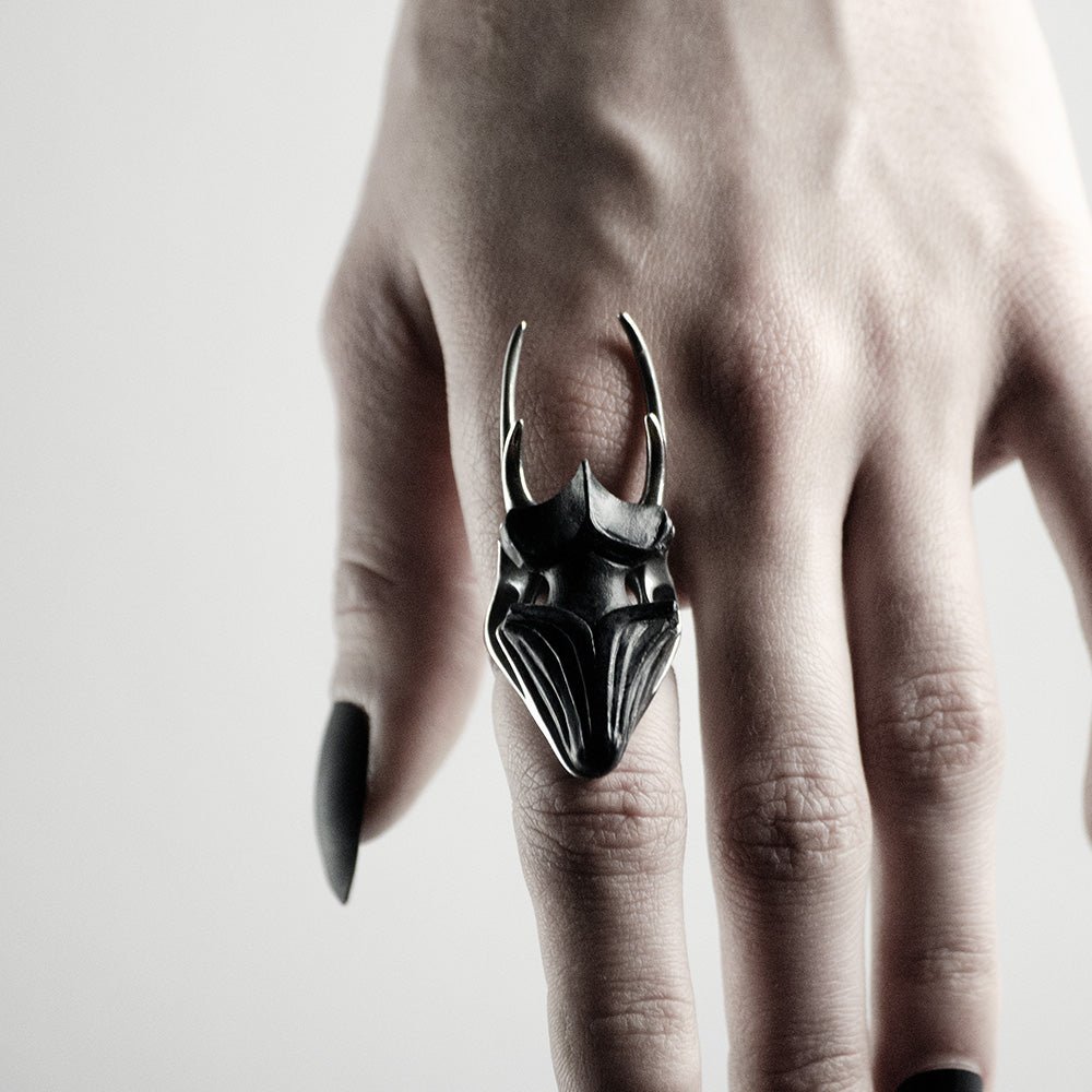 STAG BEETLE RING - Macabre Gadgets Store