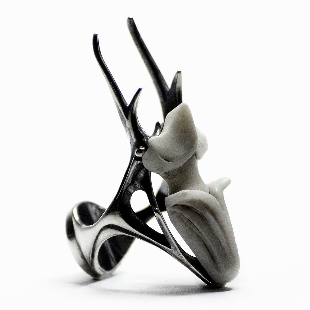 STAG BEETLE RING - Macabre Gadgets Store